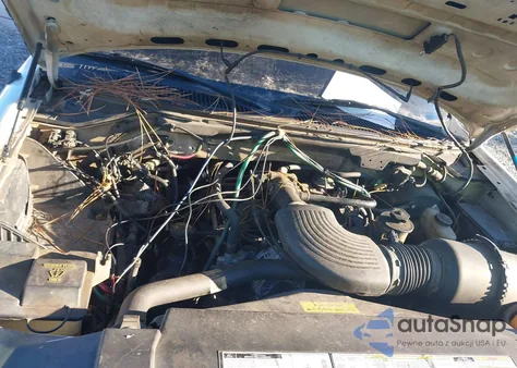 2000 Ford F-150 Lariat/Xl/Xlt z USA, uszkodzony, nr VIN 2FTRX08L4YCA22055